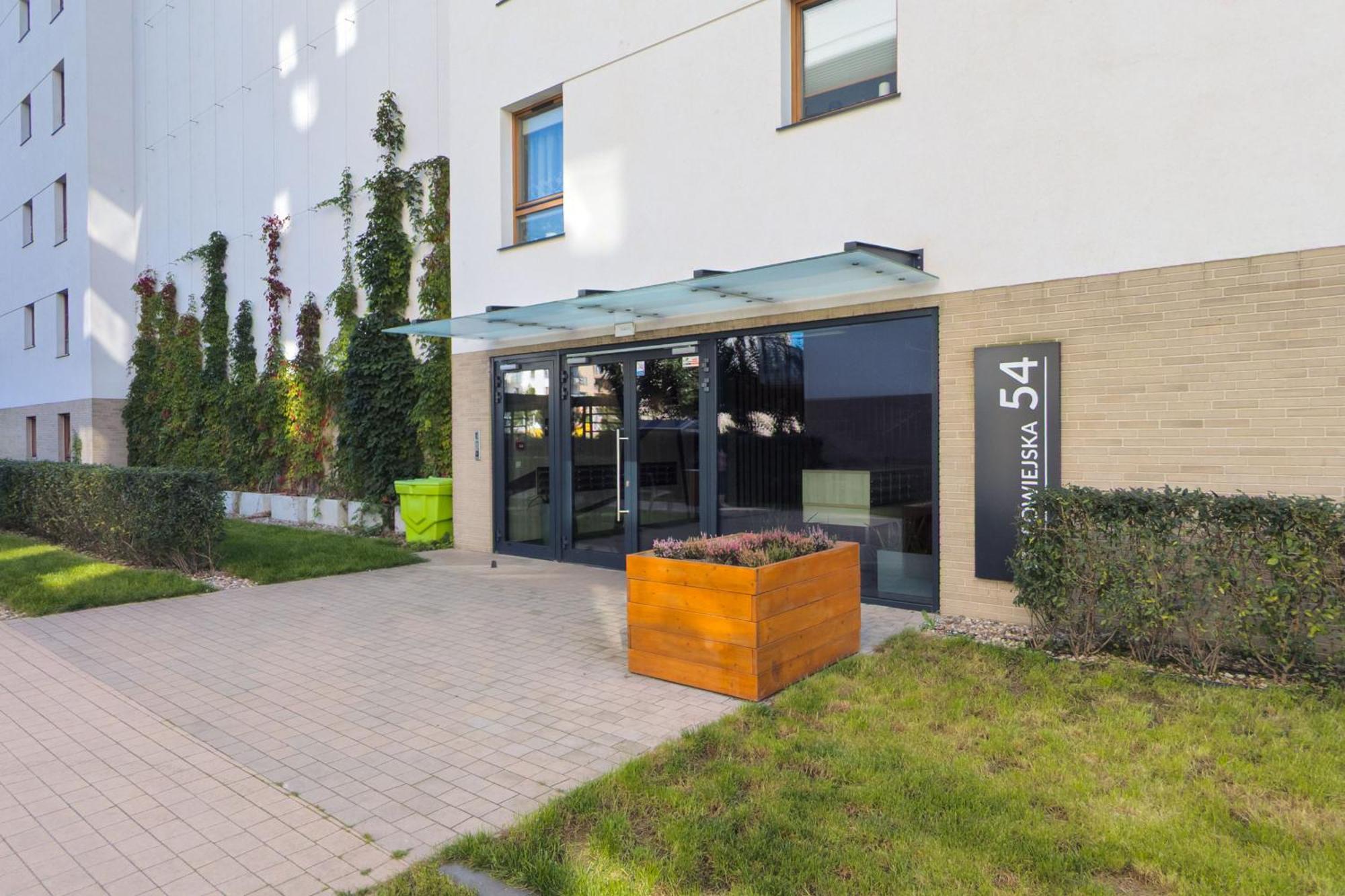 Starowiejska Apartment With Balcony Next To Arena Gdansk Stadium By Noclegi Renters Екстериор снимка