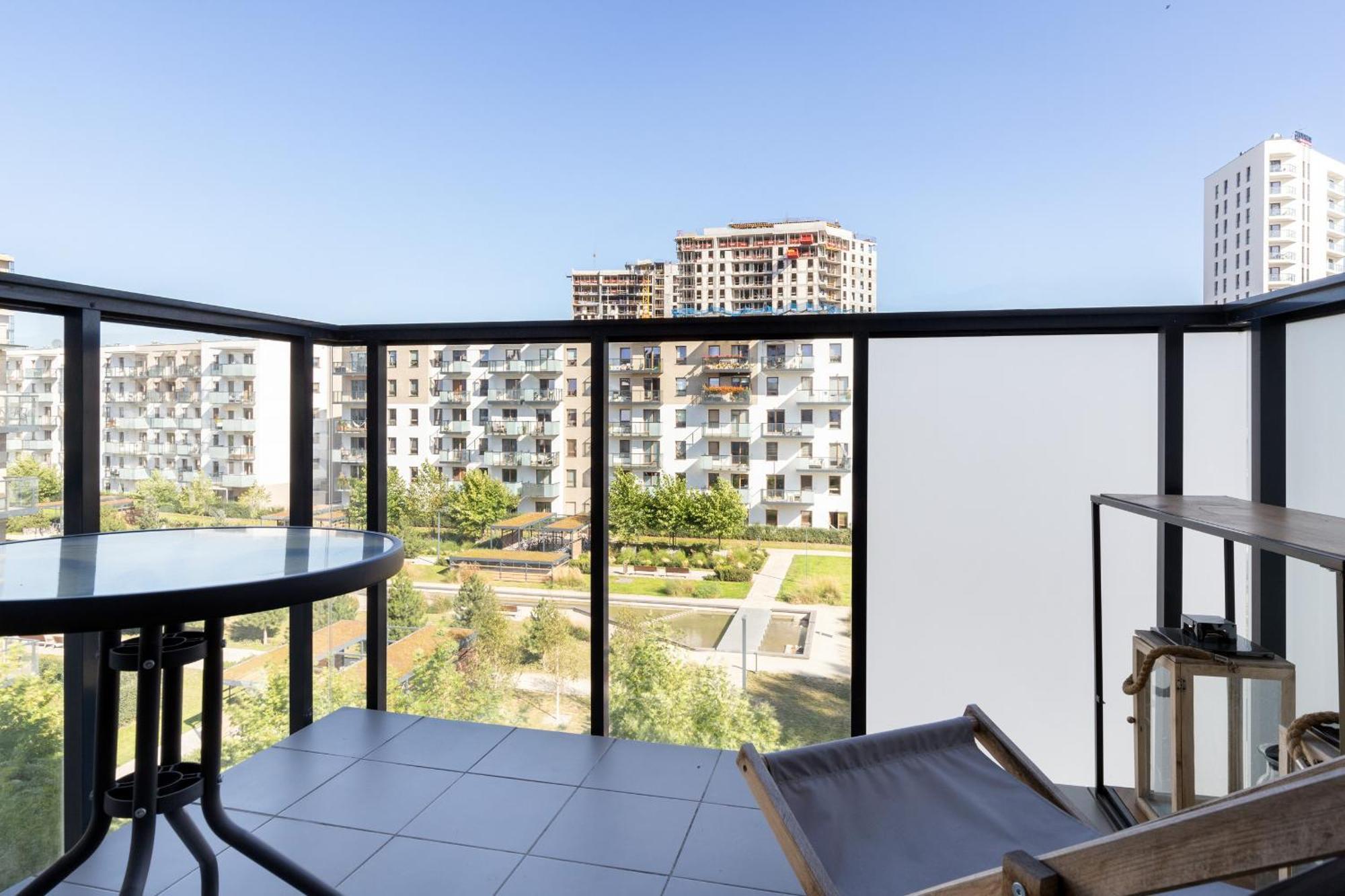 Starowiejska Apartment With Balcony Next To Arena Gdansk Stadium By Noclegi Renters Екстериор снимка